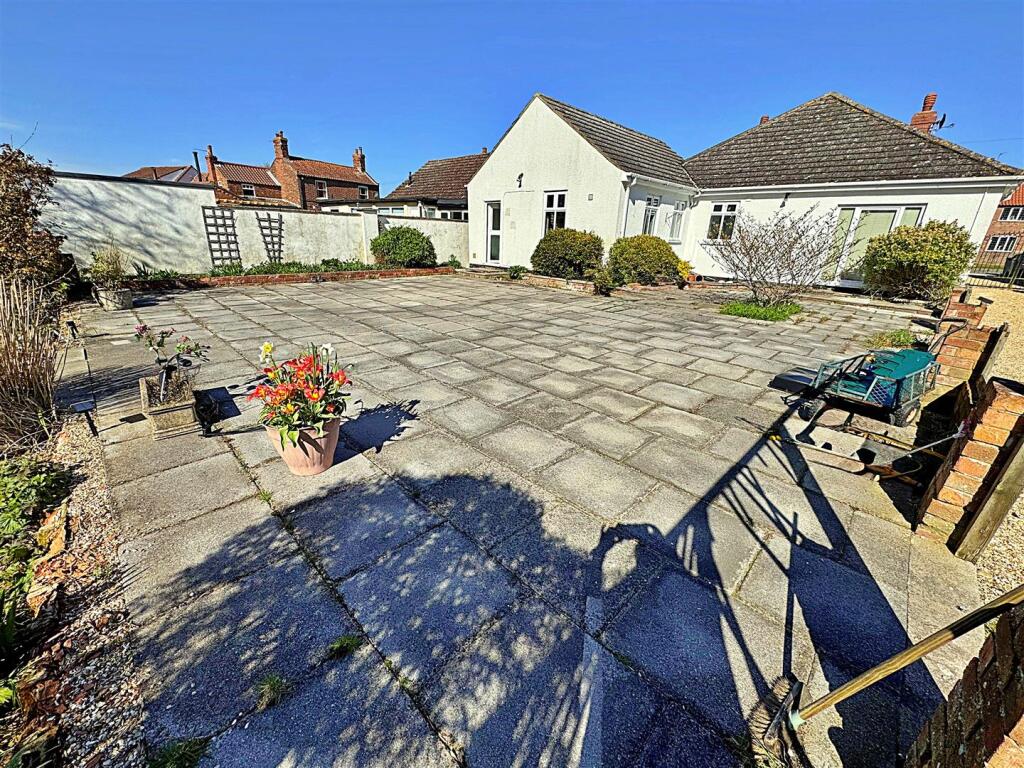 Sea Dyke Way, Marshchapel, Grimsby, Lincs, DN36 5UZ - Image 23