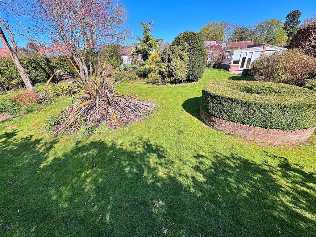 Sea Dyke Way, Marshchapel, Grimsby, Lincs, DN36 5UZ - Image 25