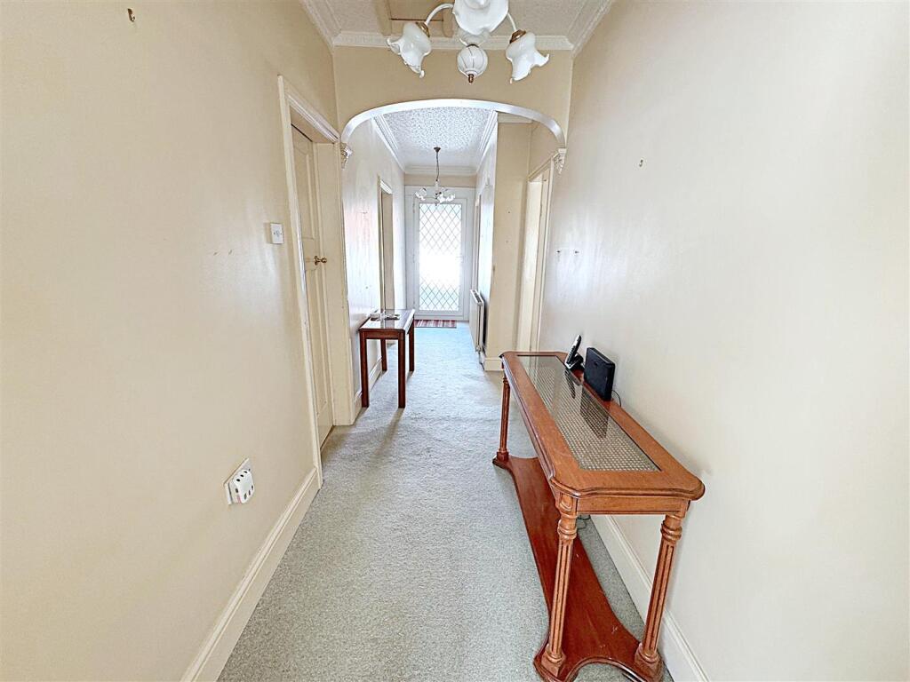 Sea Dyke Way, Marshchapel, Grimsby, Lincs, DN36 5UZ - Image 4