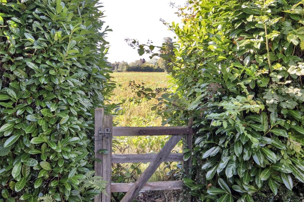 Ridlands Lane, Oxted, Surrey, RH8 - Image 14