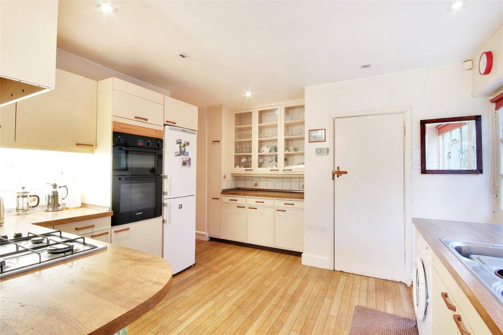 Ridlands Lane, Oxted, Surrey, RH8 - Image 19