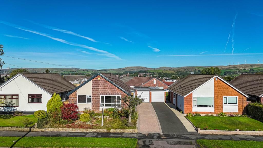 Milbury Drive, Littleborough - Image 24