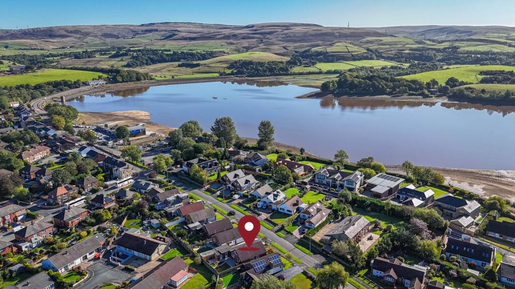 Milbury Drive, Littleborough - Image 27