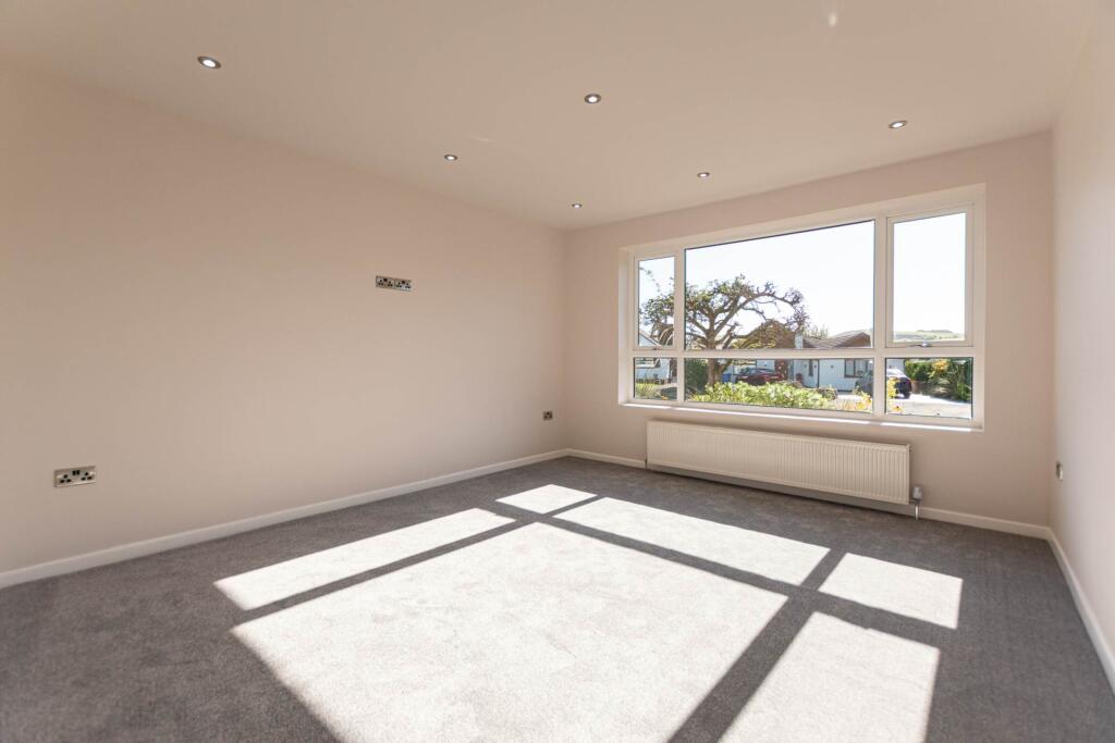 Milbury Drive, Littleborough - Image 5