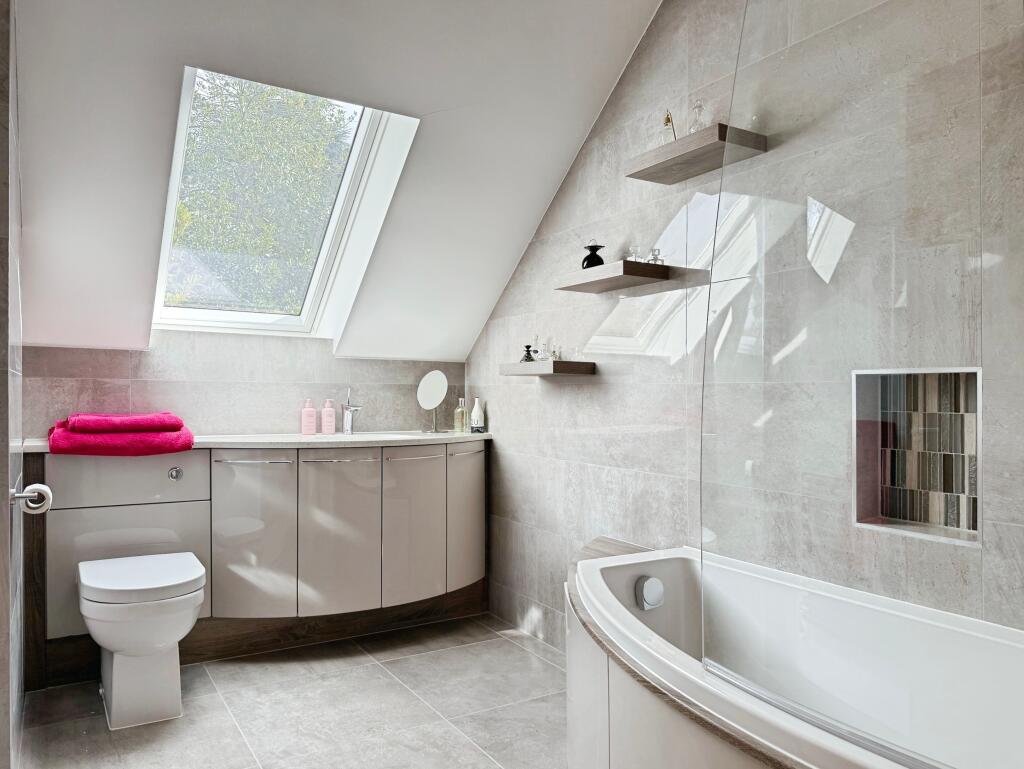 15 Partridge Flatt Road, Bessacarr, Doncaster, South Yorkshire DN4 6SB - Image 18