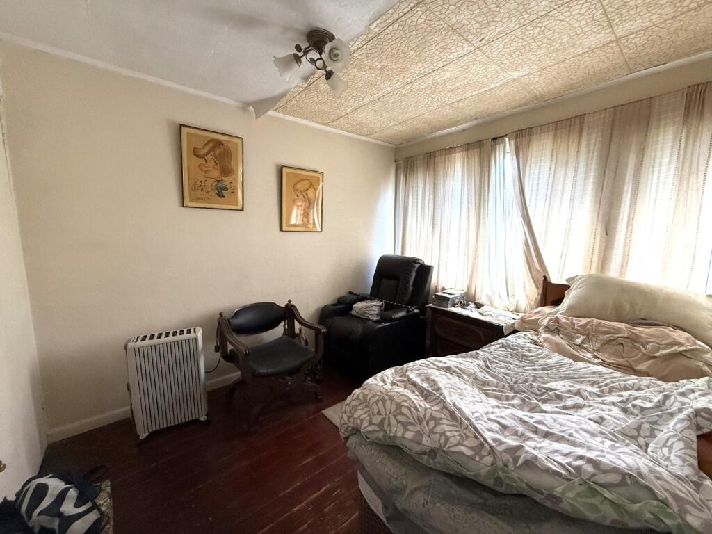 Angel Mead, Woolhampton, Reading, Berkshire, RG7 - Image 9