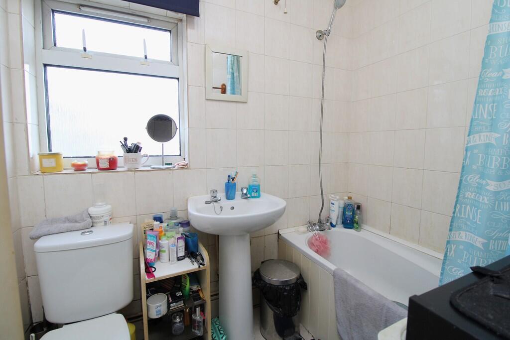 2a & 2b Northcote Road, Rugby - Image 13