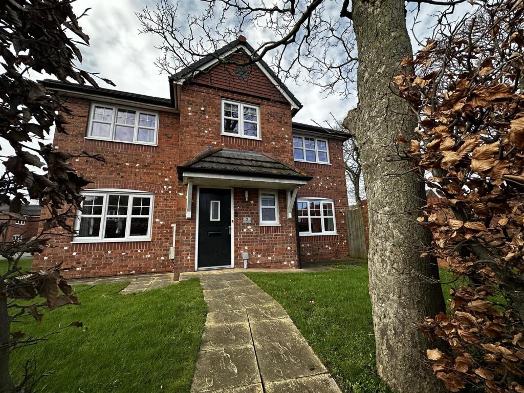 View property at Becconsall Gardens, Hesketh Bank, Preston