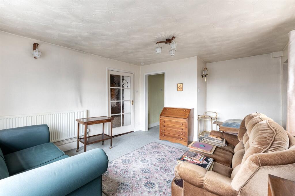 Newport Road, Coedkernew, NP10 - Image 7