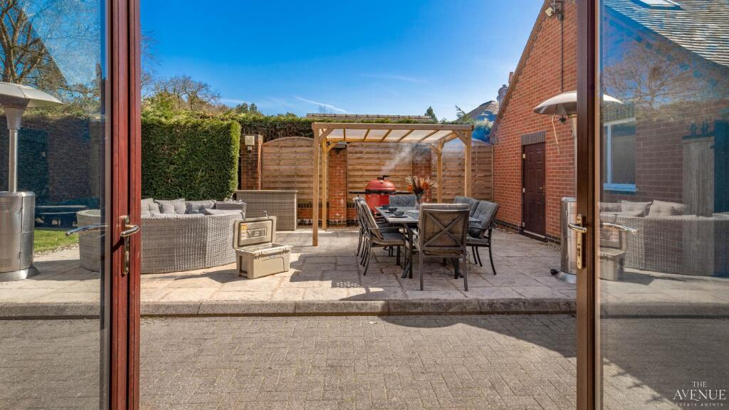 Woodside Lodge, Ramshorn, Oakamoor, Staffordshire. - Image 12