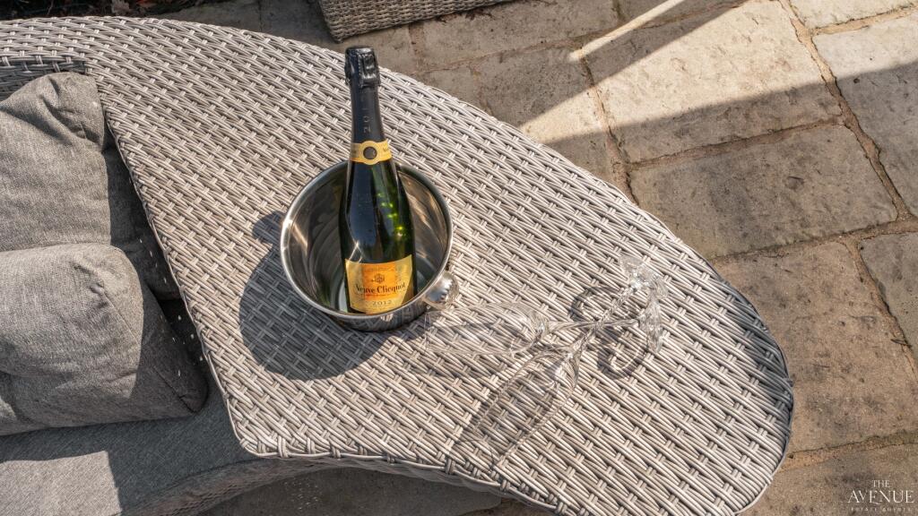 Woodside Lodge, Ramshorn, Oakamoor, Staffordshire. - Image 15