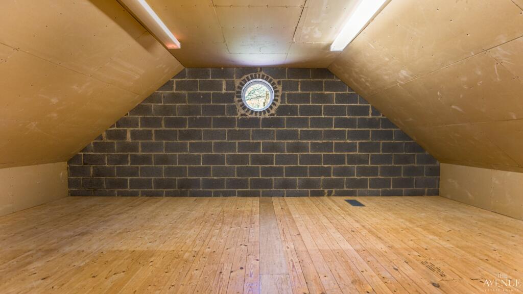 Woodside Lodge, Ramshorn, Oakamoor, Staffordshire. - Image 27