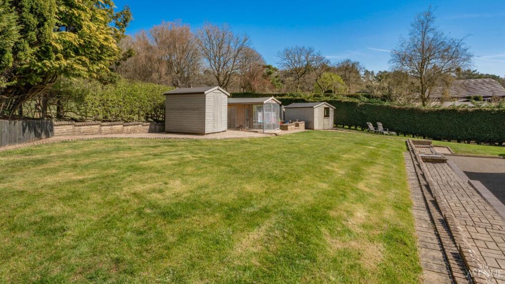 Woodside Lodge, Ramshorn, Oakamoor, Staffordshire. - Image 35