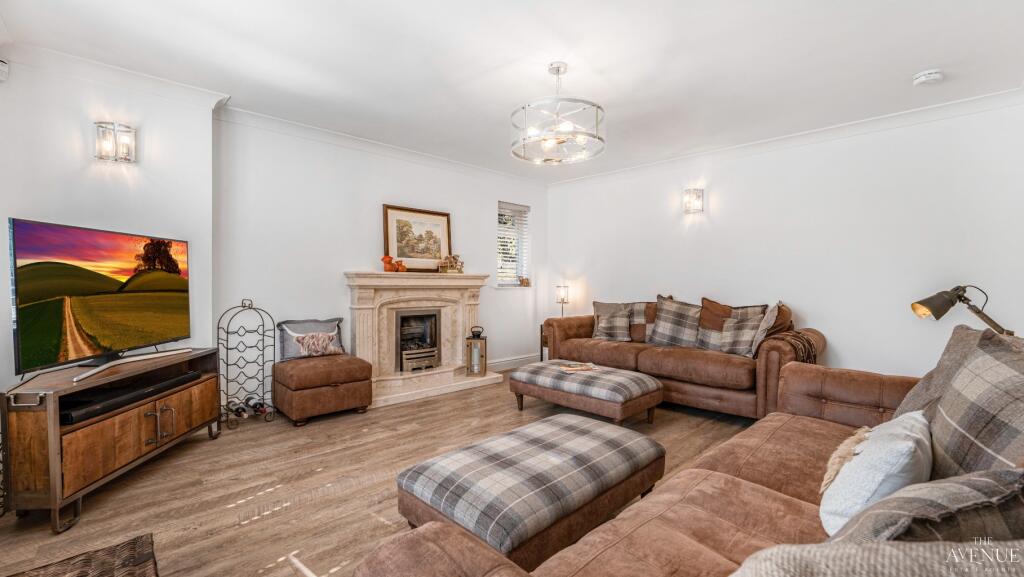 Woodside Lodge, Ramshorn, Oakamoor, Staffordshire. - Image 7