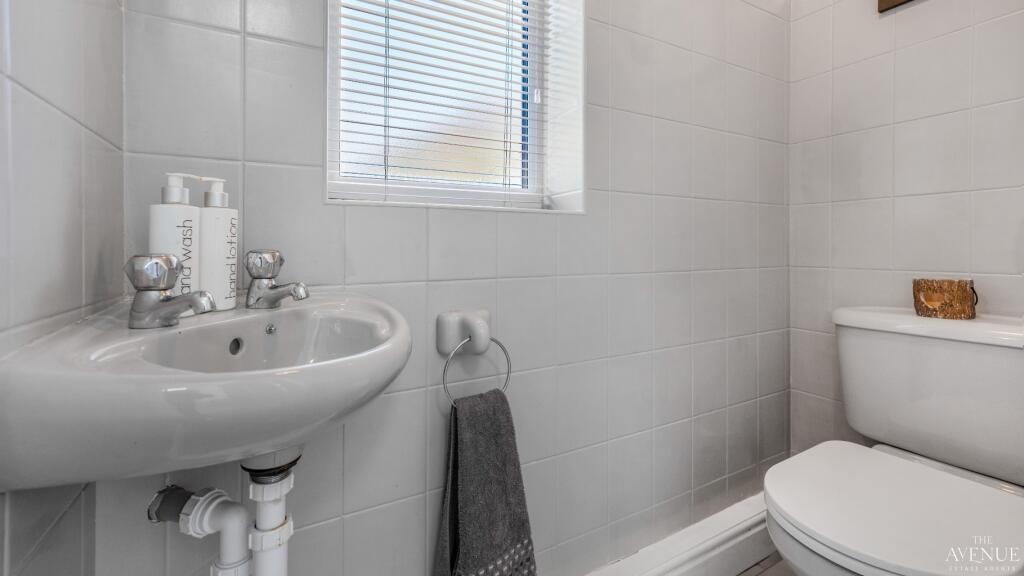 Woodside Lodge, Ramshorn, Oakamoor, Staffordshire. - Image 9