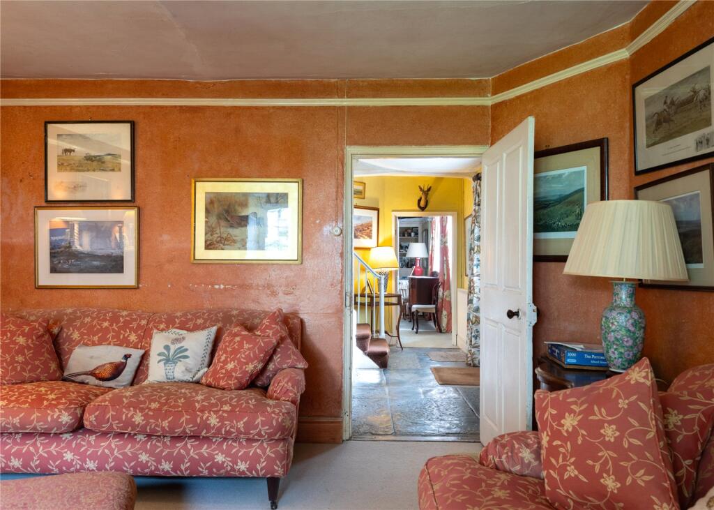 Bampton, Tiverton, Devon, EX16 - Image 7