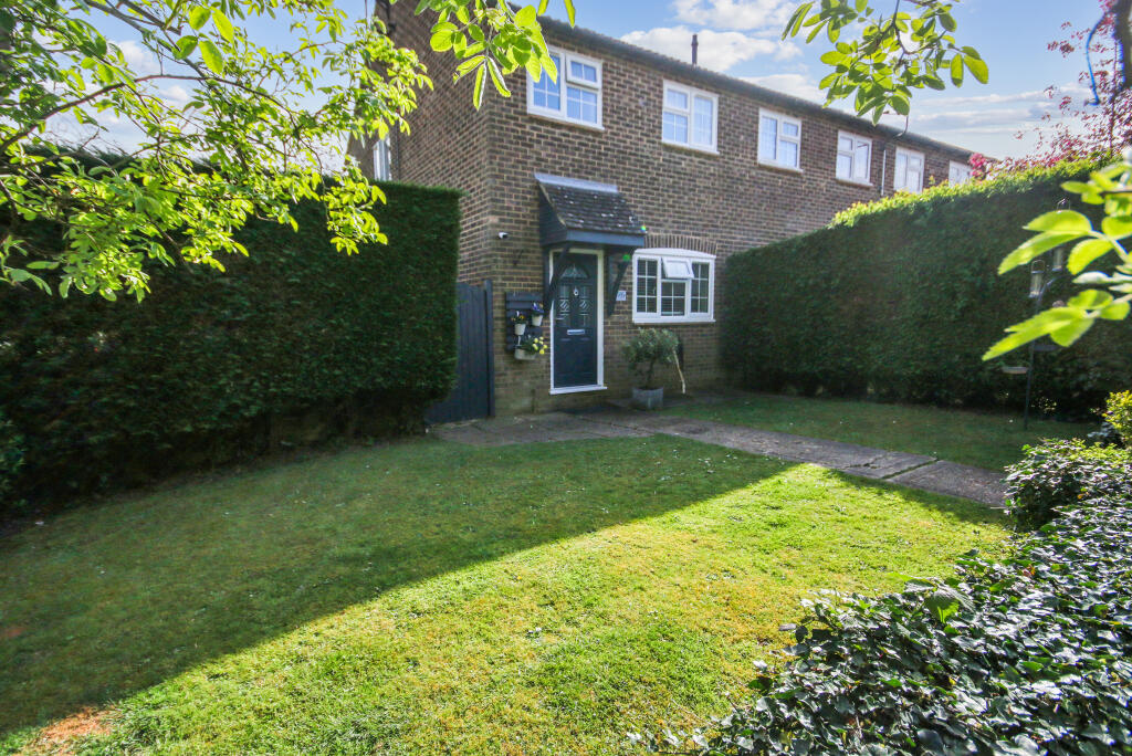 Sycamore Drive, East Grinstead, West Sussex - Image 18