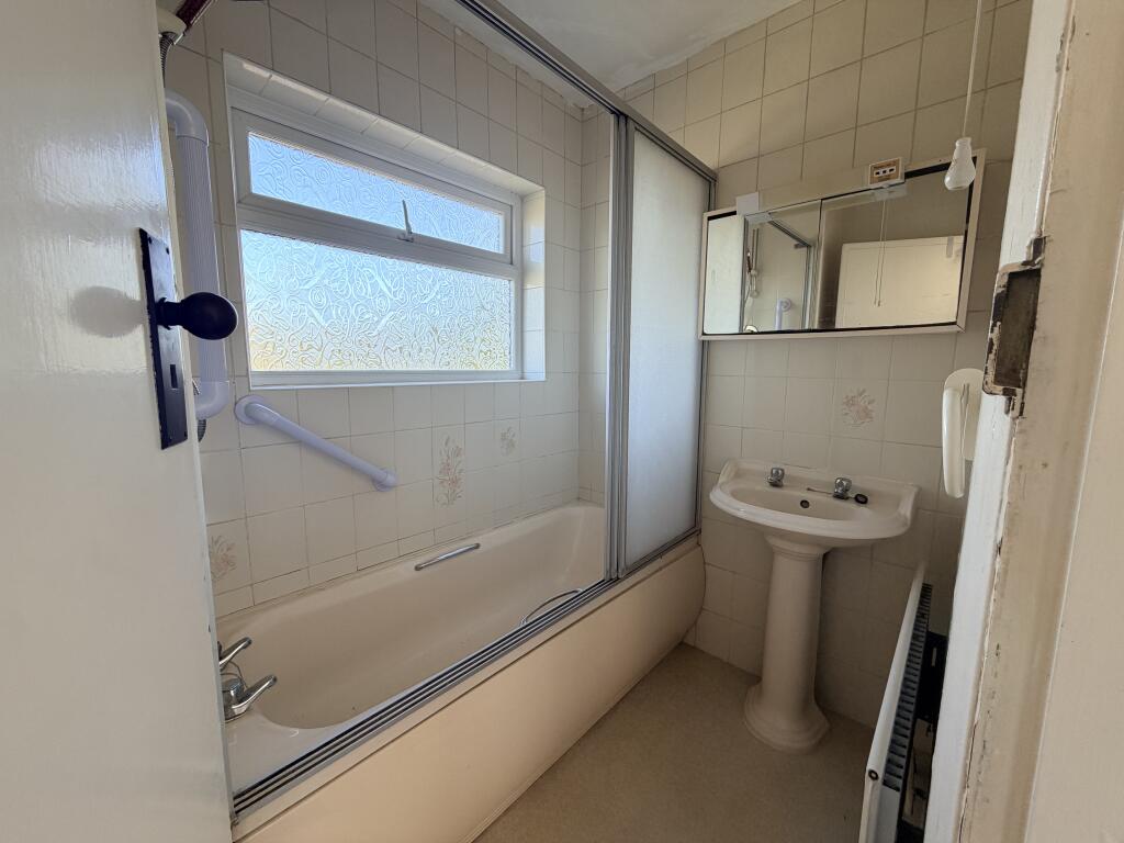 Richmond Way, Croxley Green, WD3 - Image 11