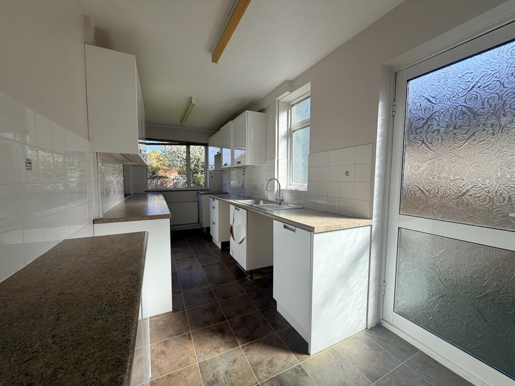 Richmond Way, Croxley Green, WD3 - Image 4