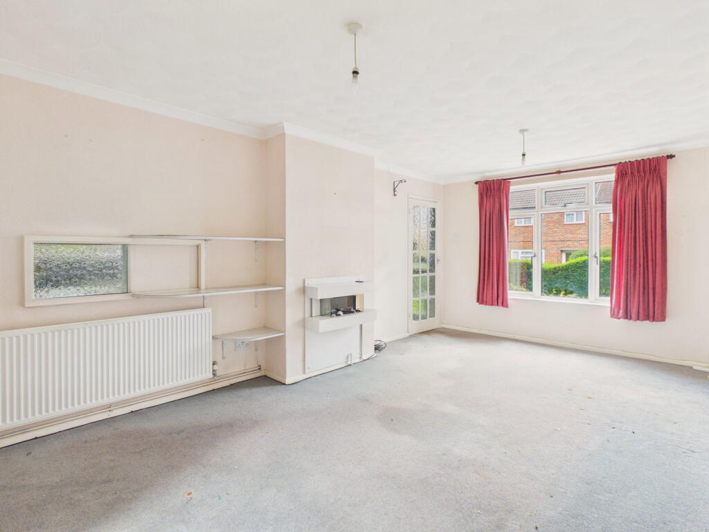 Longfield Road, Horsham, West Sussex. - Image 5