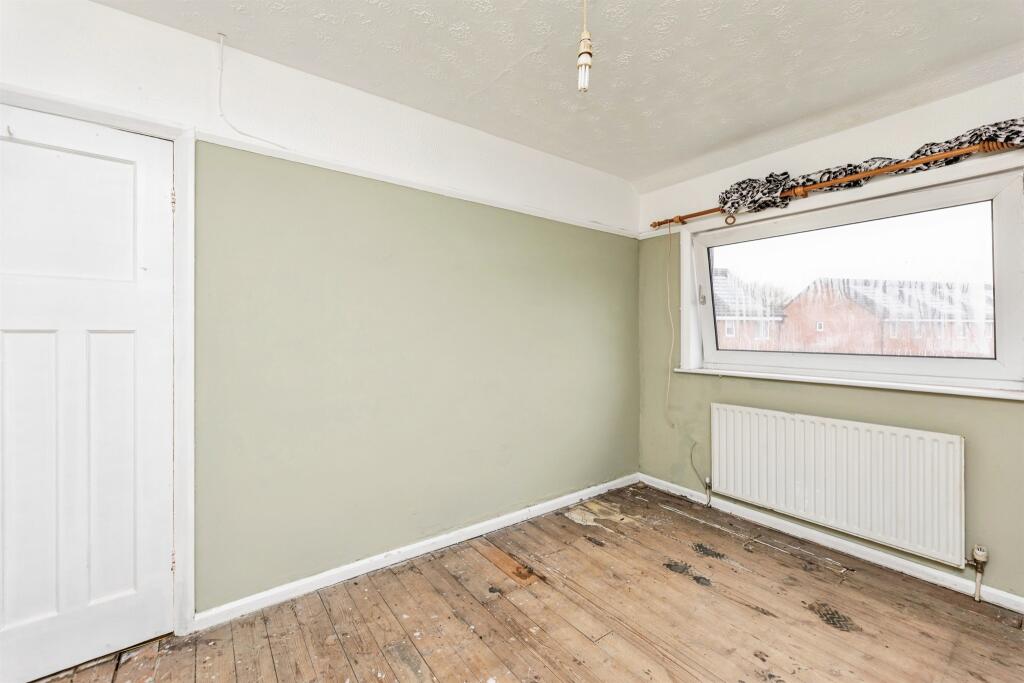 Kingsway, Pontefract - Image 7