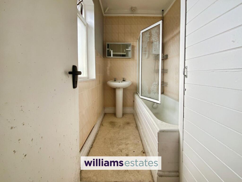 Grange Road, Rhyl, LL18 - Image 6