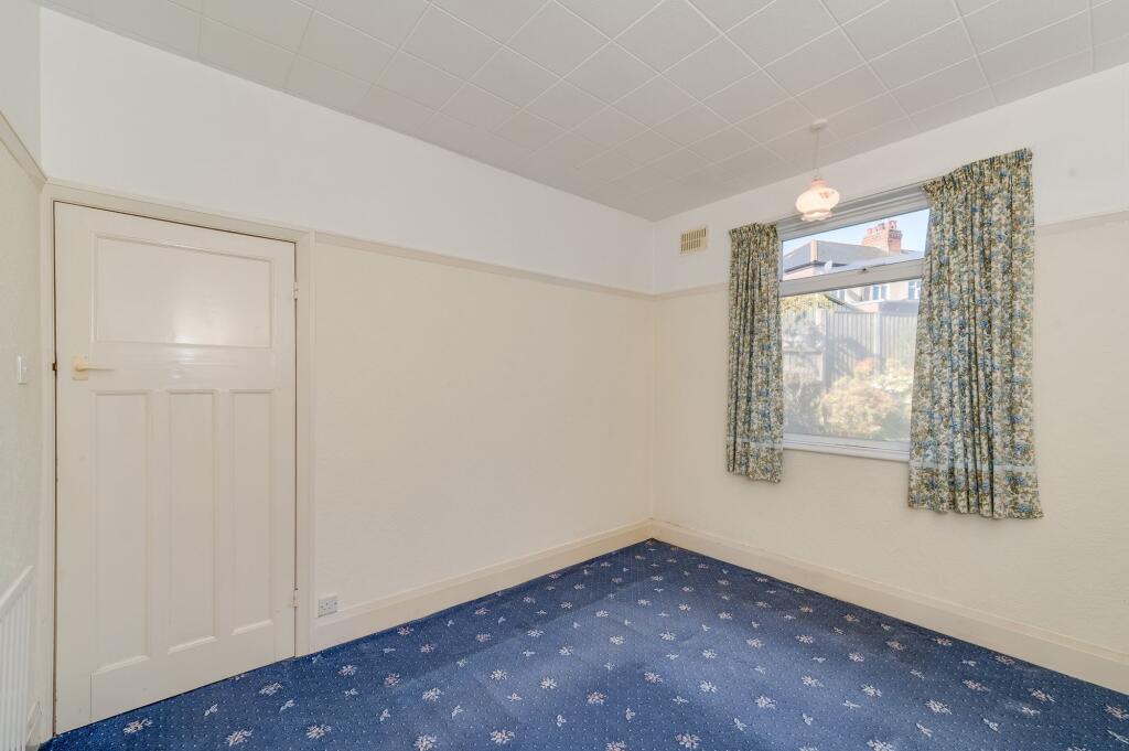 Hutcliffe Wood Road, Sheffield, S8 - Image 14