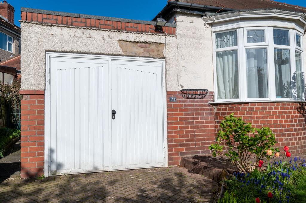 Hutcliffe Wood Road, Sheffield, S8 - Image 21