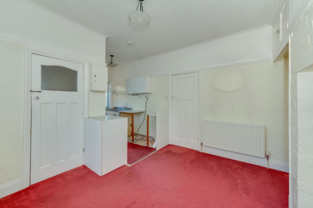 Hutcliffe Wood Road, Sheffield, S8 - Image 4