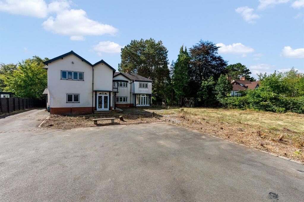 Bankhall Lane, Hale, WA15 - Image 3