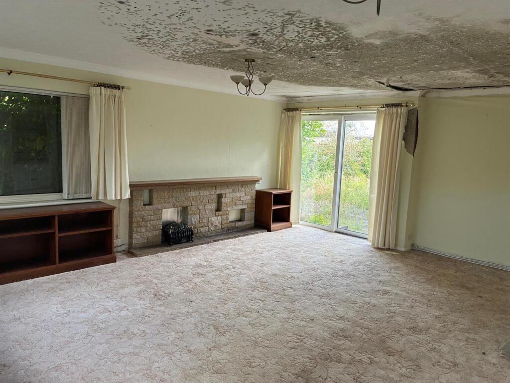 View property at Orchard Glade, Headcorn - Image 5