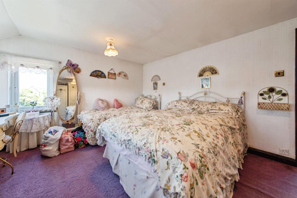 Station Road, Surfleet, SPALDING - Image 13