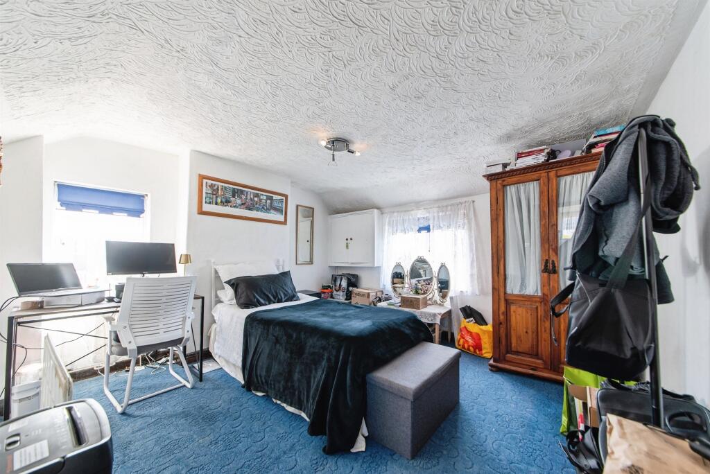 Station Road, Surfleet, SPALDING - Image 15