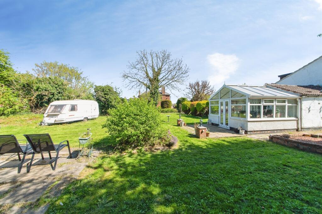 Station Road, Surfleet, SPALDING - Image 16