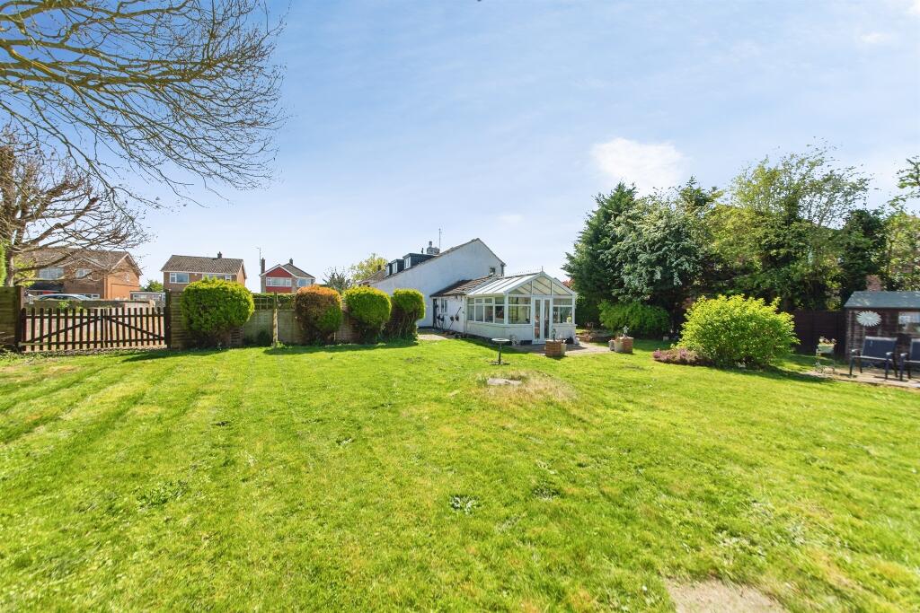 Station Road, Surfleet, SPALDING - Image 17