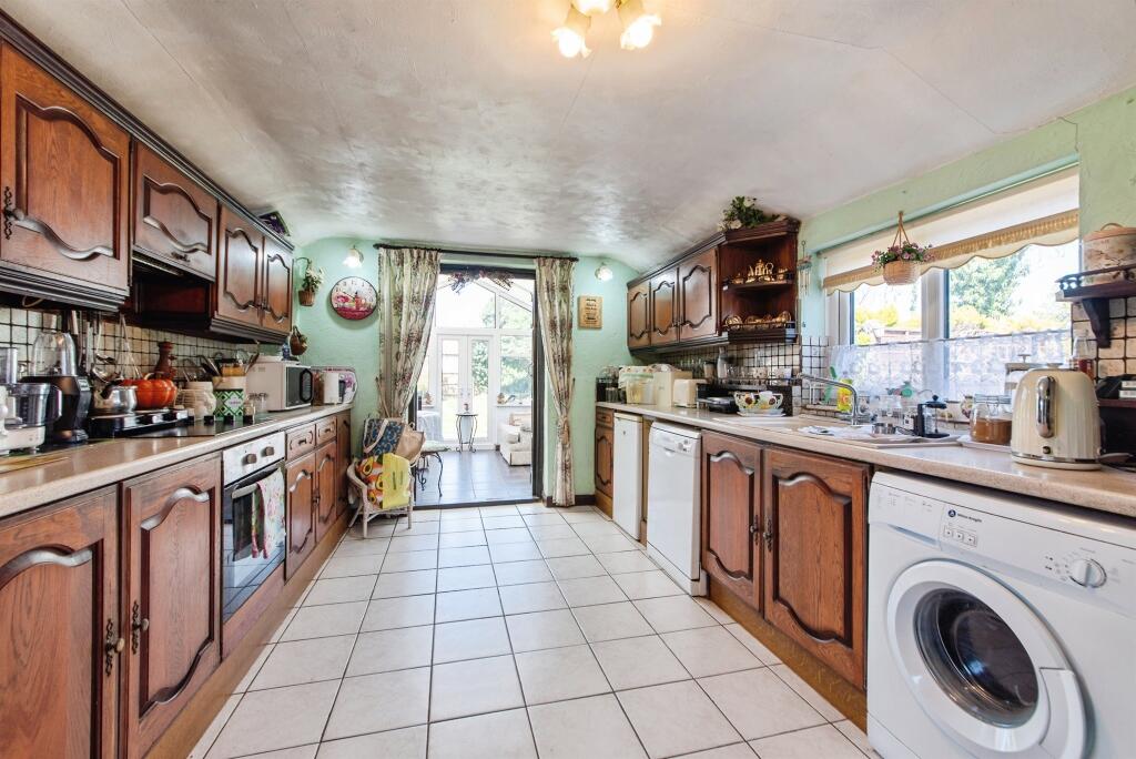 Station Road, Surfleet, SPALDING - Image 2