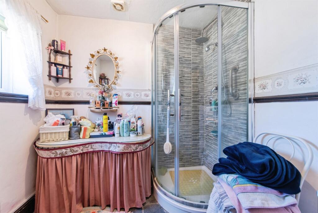 Station Road, Surfleet, SPALDING - Image 7