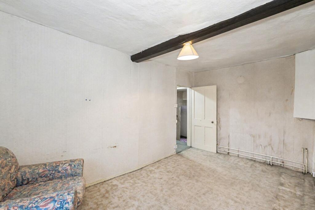 23 Corby Road, Weldon, Corby, NN17 3HS - Image 11