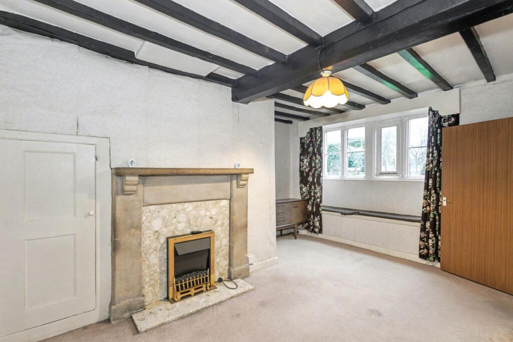 23 Corby Road, Weldon, Corby, NN17 3HS - Image 2