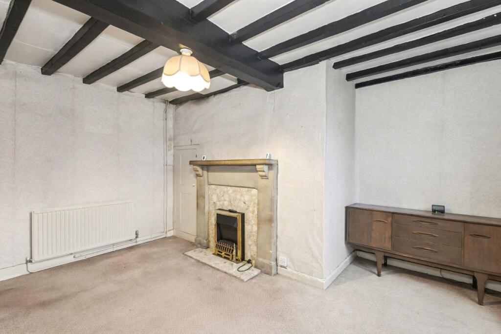 23 Corby Road, Weldon, Corby, NN17 3HS - Image 3