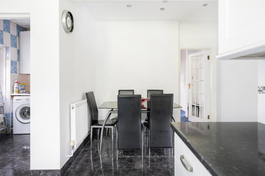 Dorset Drive, Edgware, HA8 - Image 11