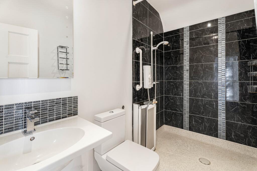 Dorset Drive, Edgware, HA8 - Image 16