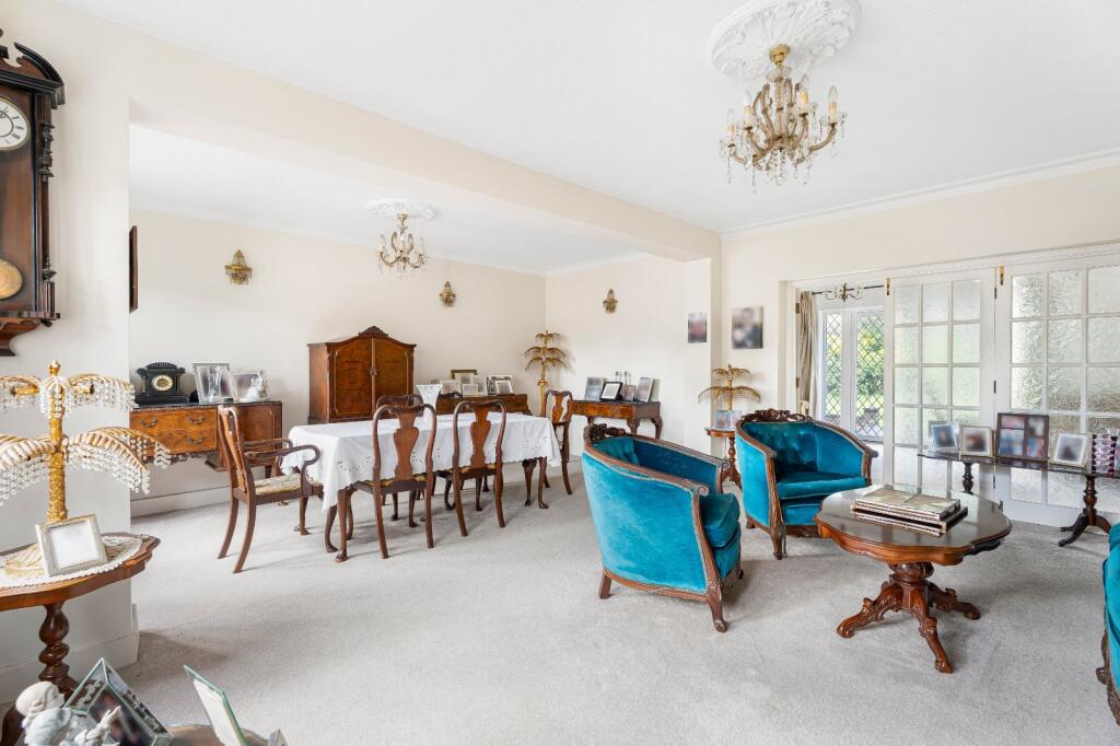 Dorset Drive, Edgware, HA8 - Image 2