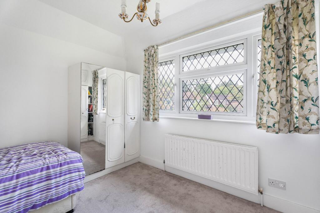 Dorset Drive, Edgware, HA8 - Image 20