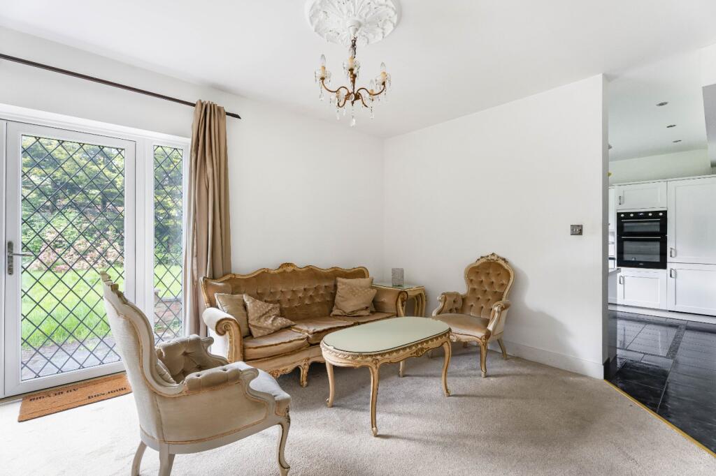 Dorset Drive, Edgware, HA8 - Image 8