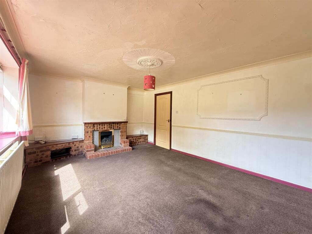The Broadway, Stourbridge - Image 3
