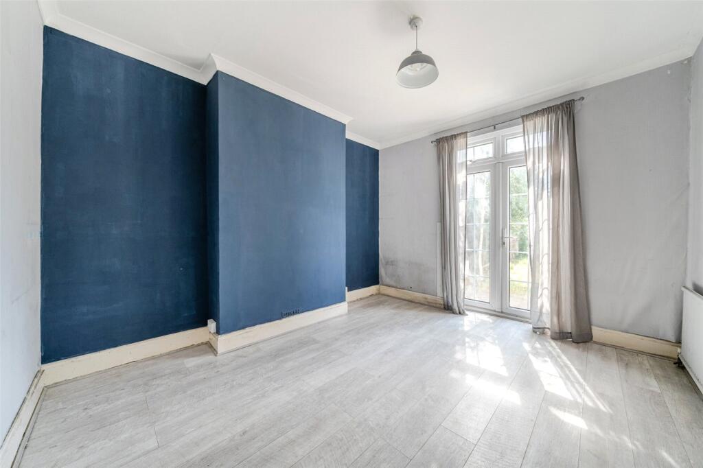 Danson Crescent, Welling - Image 5