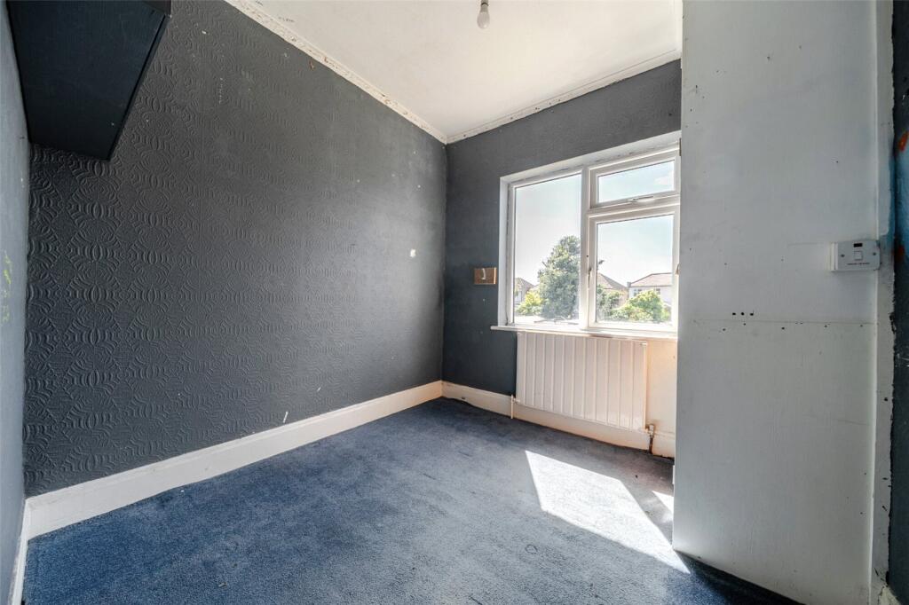 Danson Crescent, Welling - Image 9