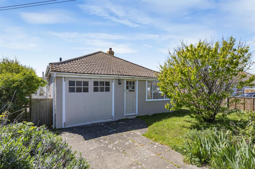 View property at York Road, Peacehaven