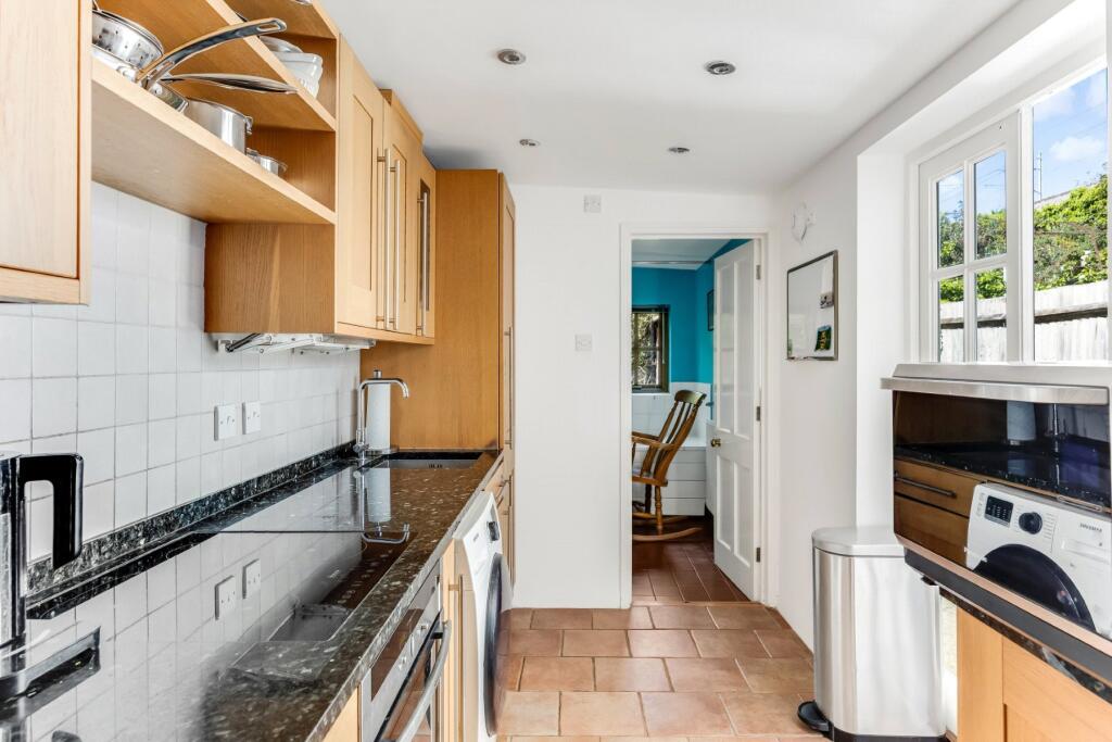 Clarence Way, Chalk Farm, NW1 - Image 7